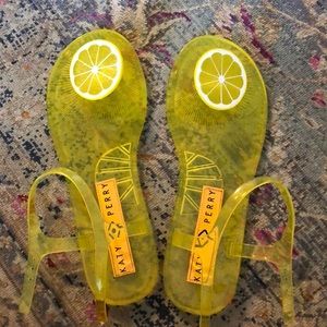 Lemon sandals (perfect for summer)Katy perry